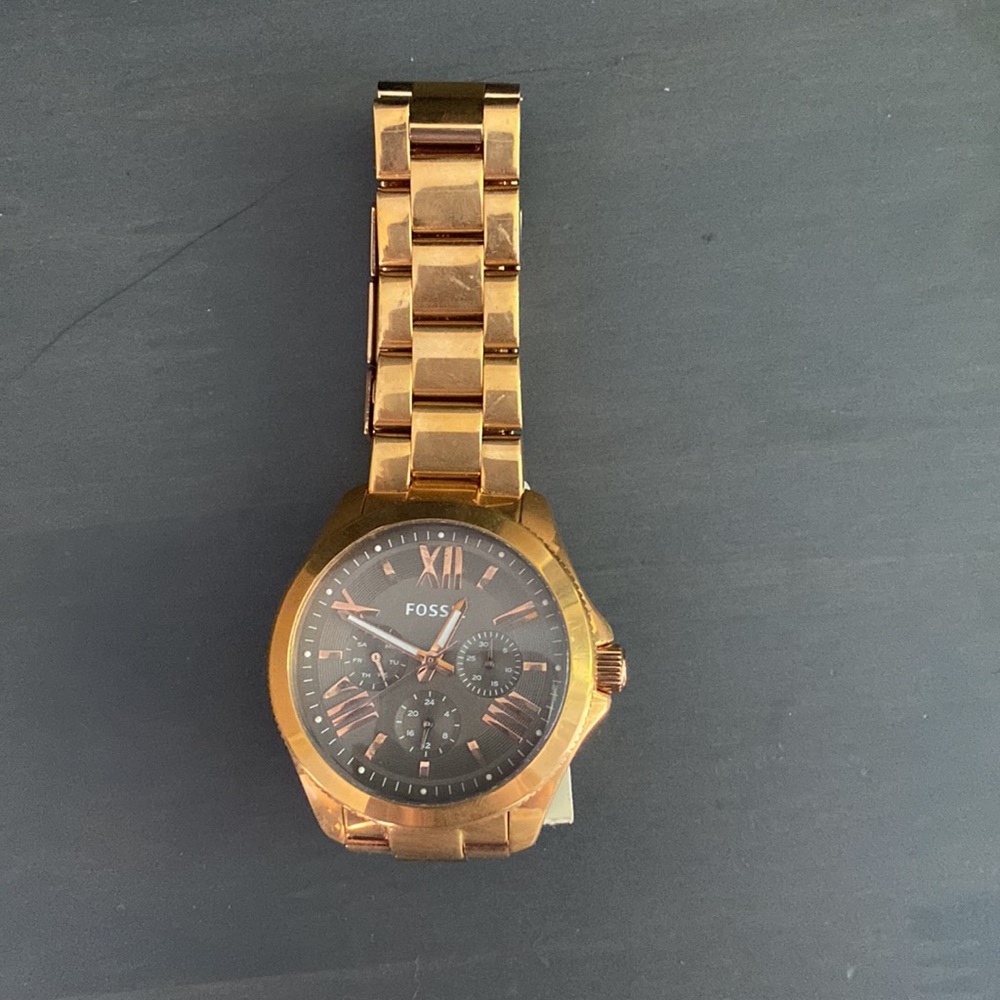 Fossil Watch - Picture 2 of 4